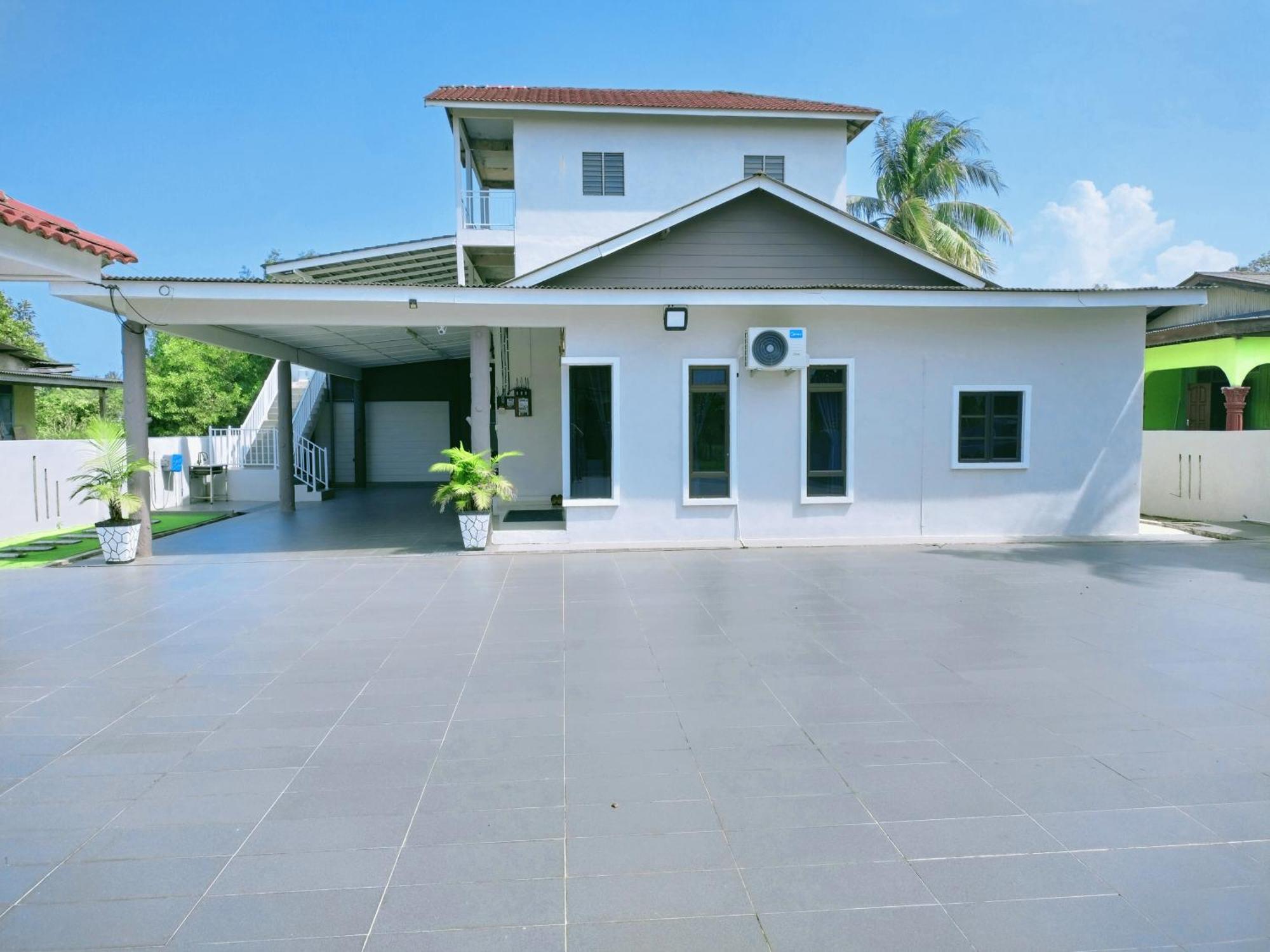 Rina Kemaman Chukai